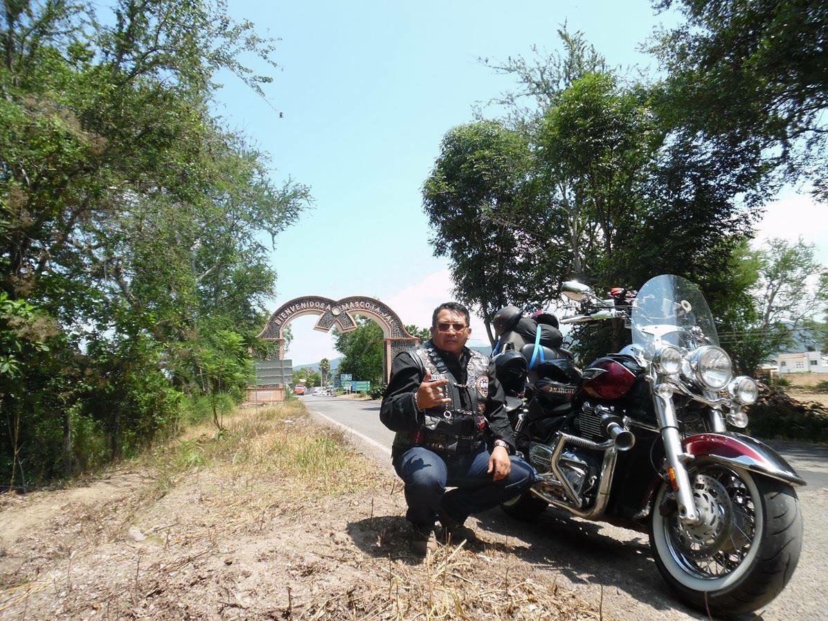 Mascota, arcos de entrada