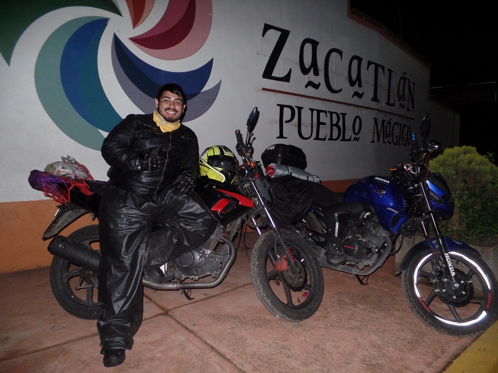 mojados con frio pero contentos