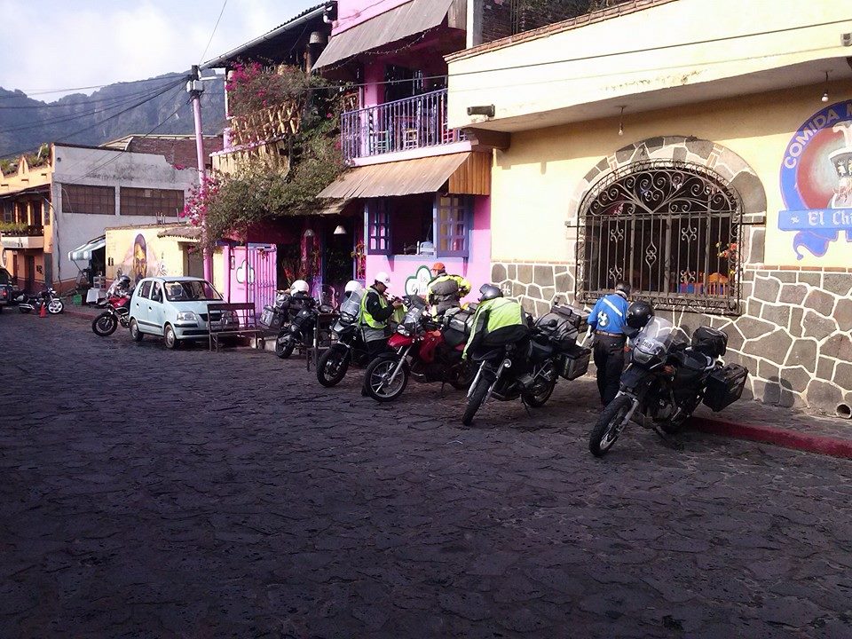 TEPOZTLAN MOR RESTAURANT LOS COLORINES