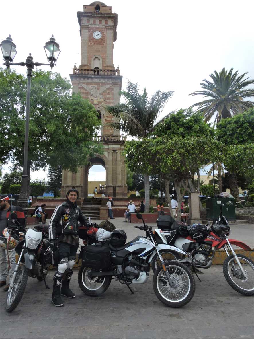 En Tecozautla, Hidalgo