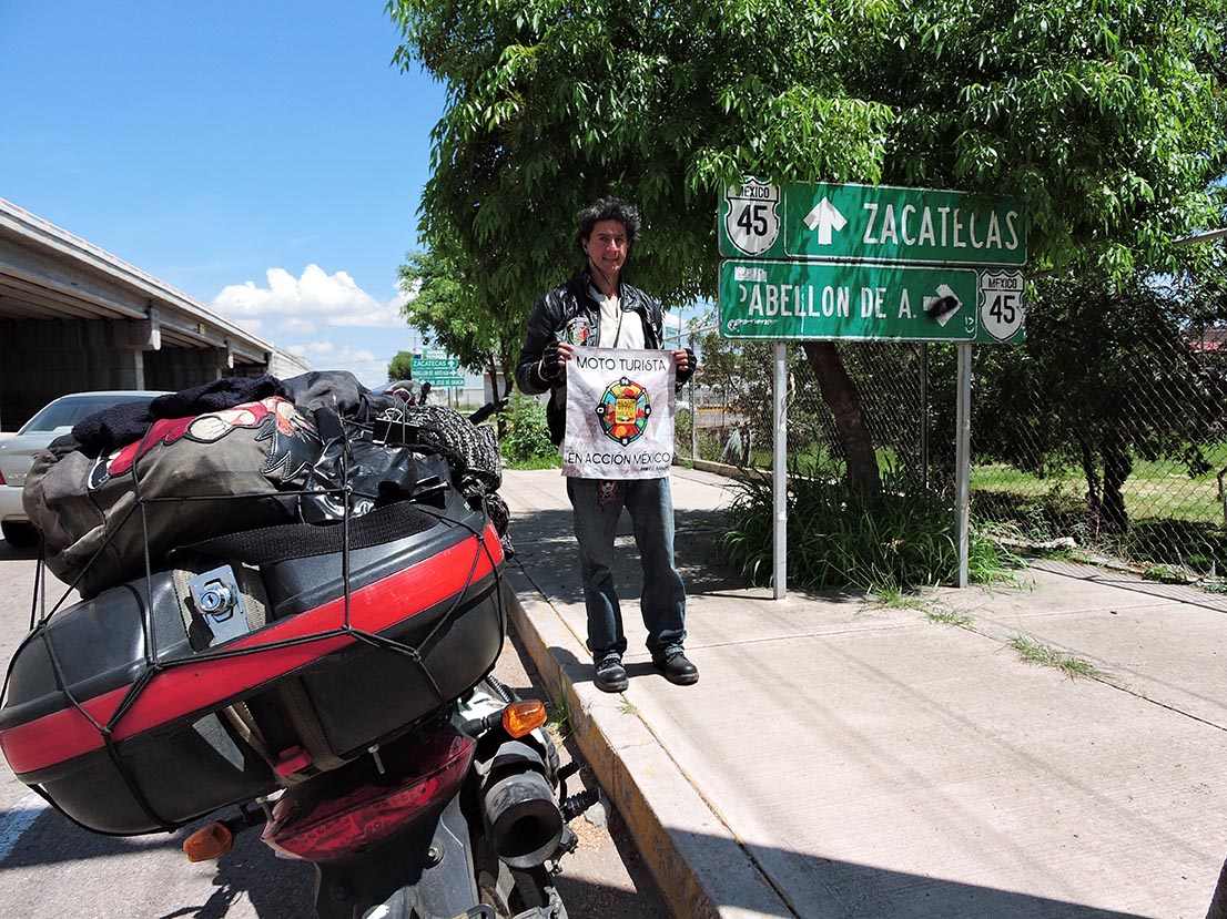 En la carretera Federal 45, Aguascalientes.