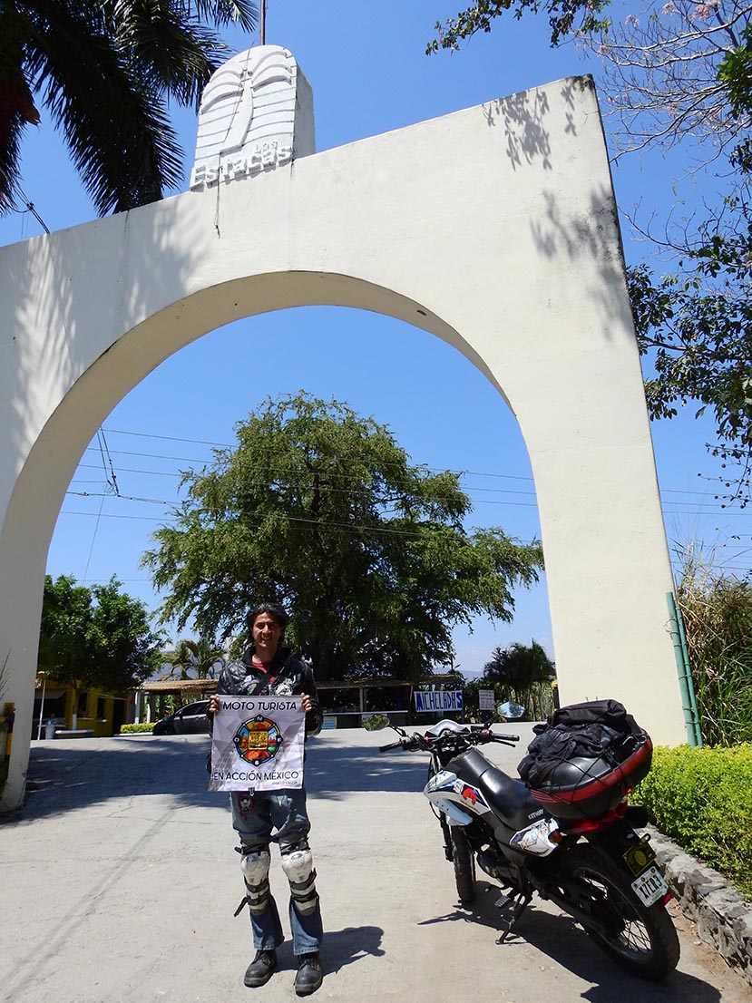 En Las Estacas, Morelos