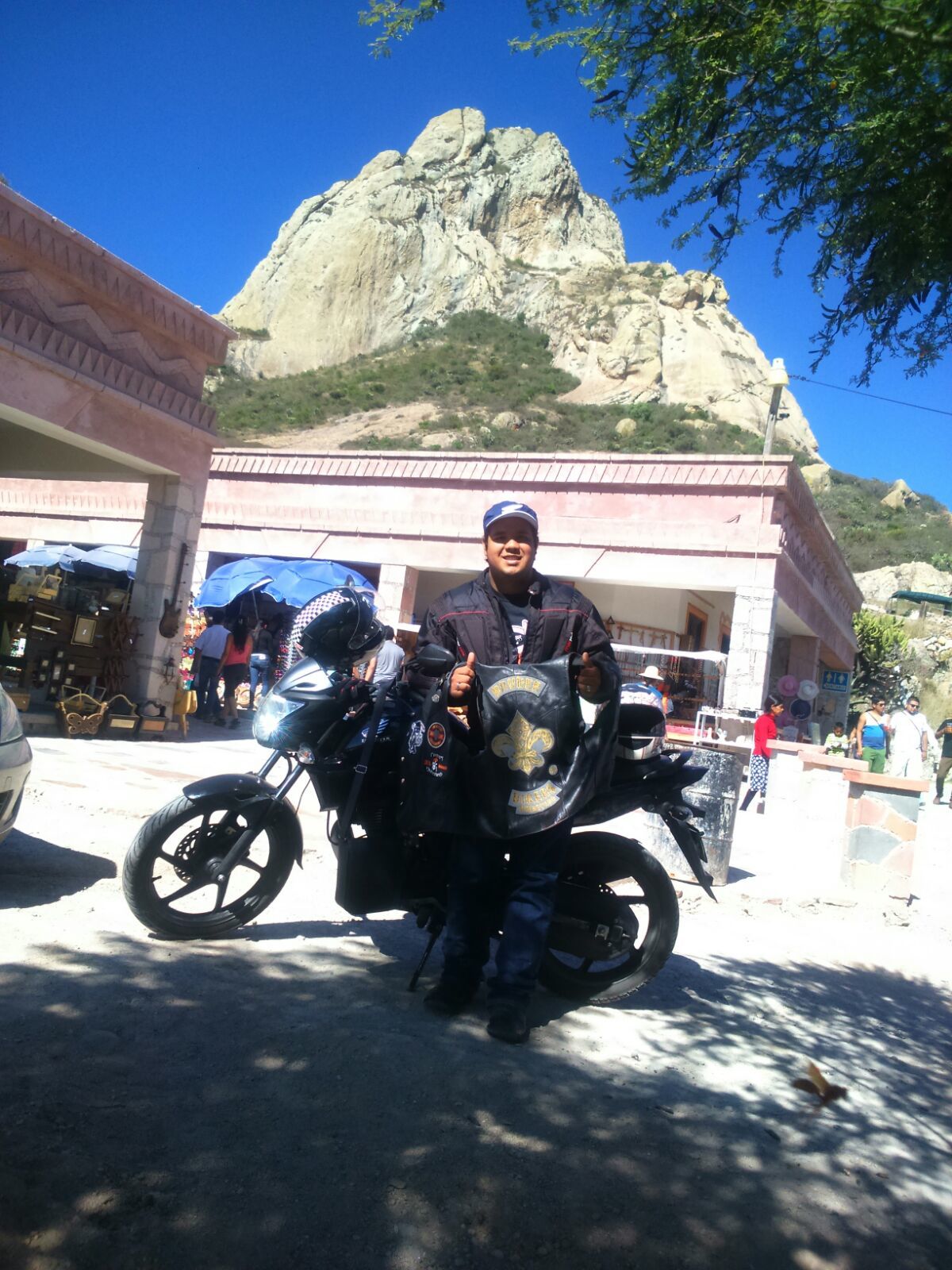 Bruders, presentes en Bernal.