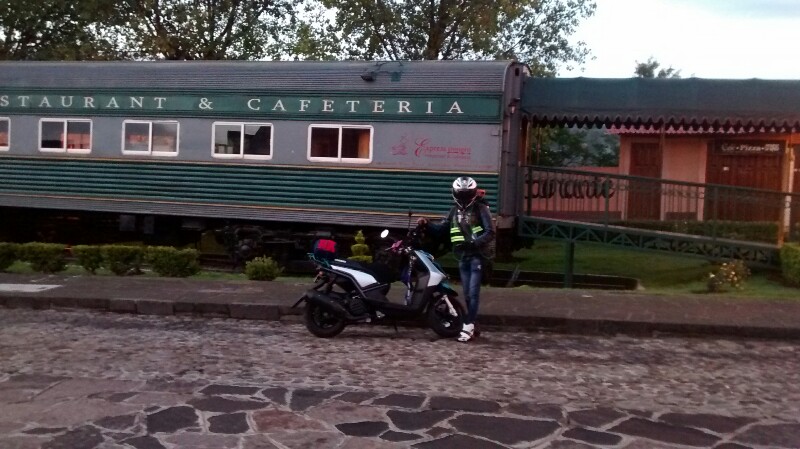 Yamaha bws Turismo en Accion