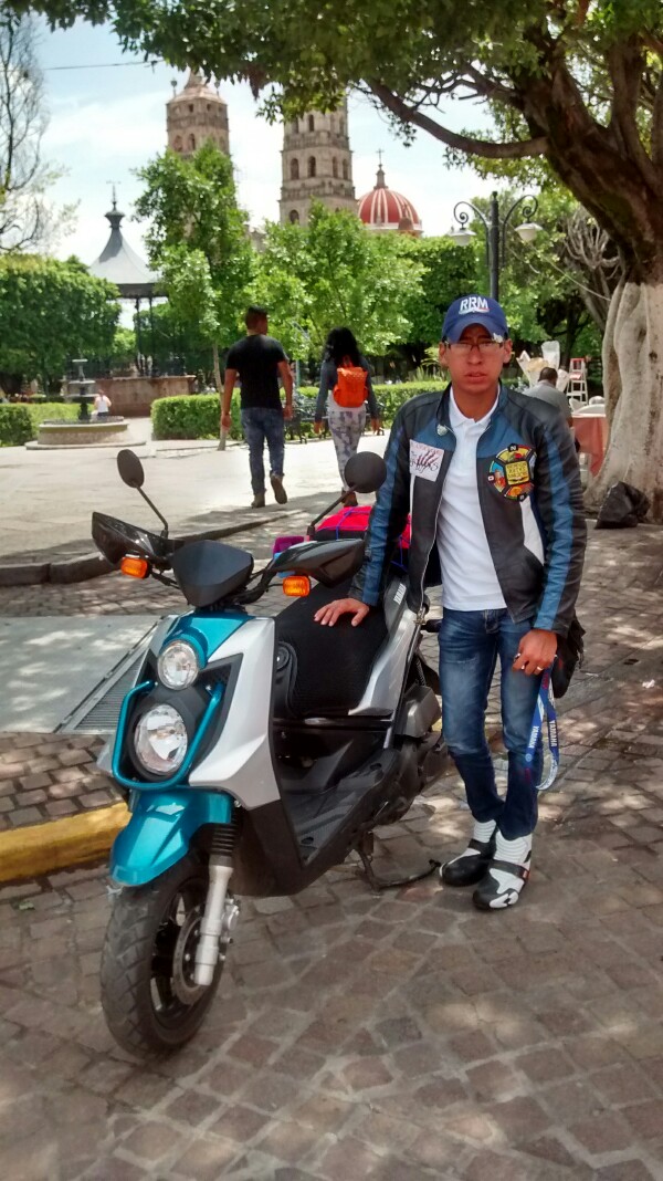 Yamaha bws Mototurismo urismo en Accion