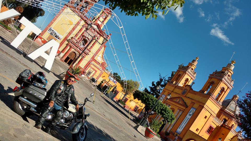 Plaza central de Cadereyta