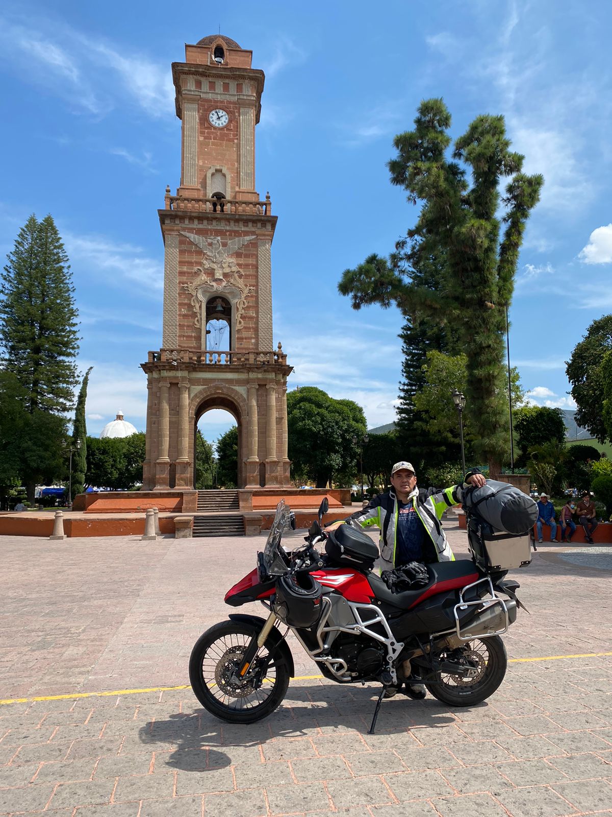 TECOZAUTLA, LUIS PADILLA