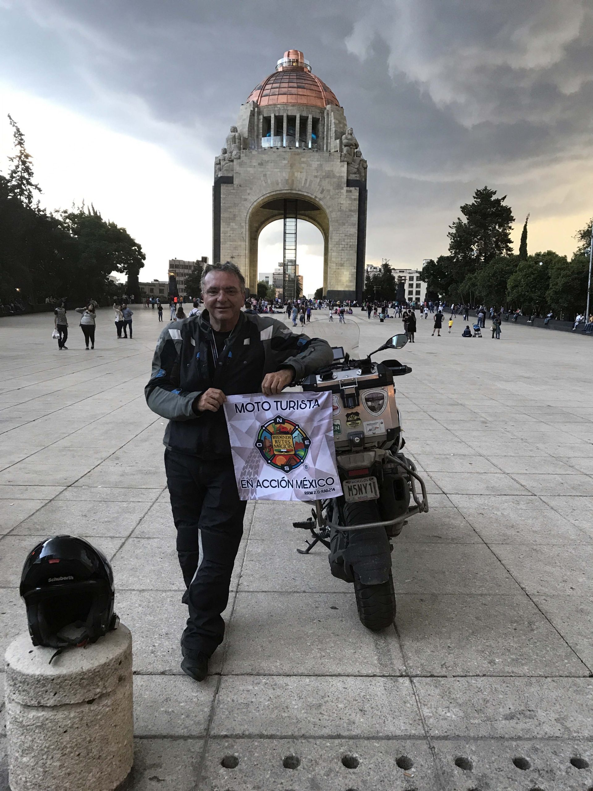 M. de la Revolución