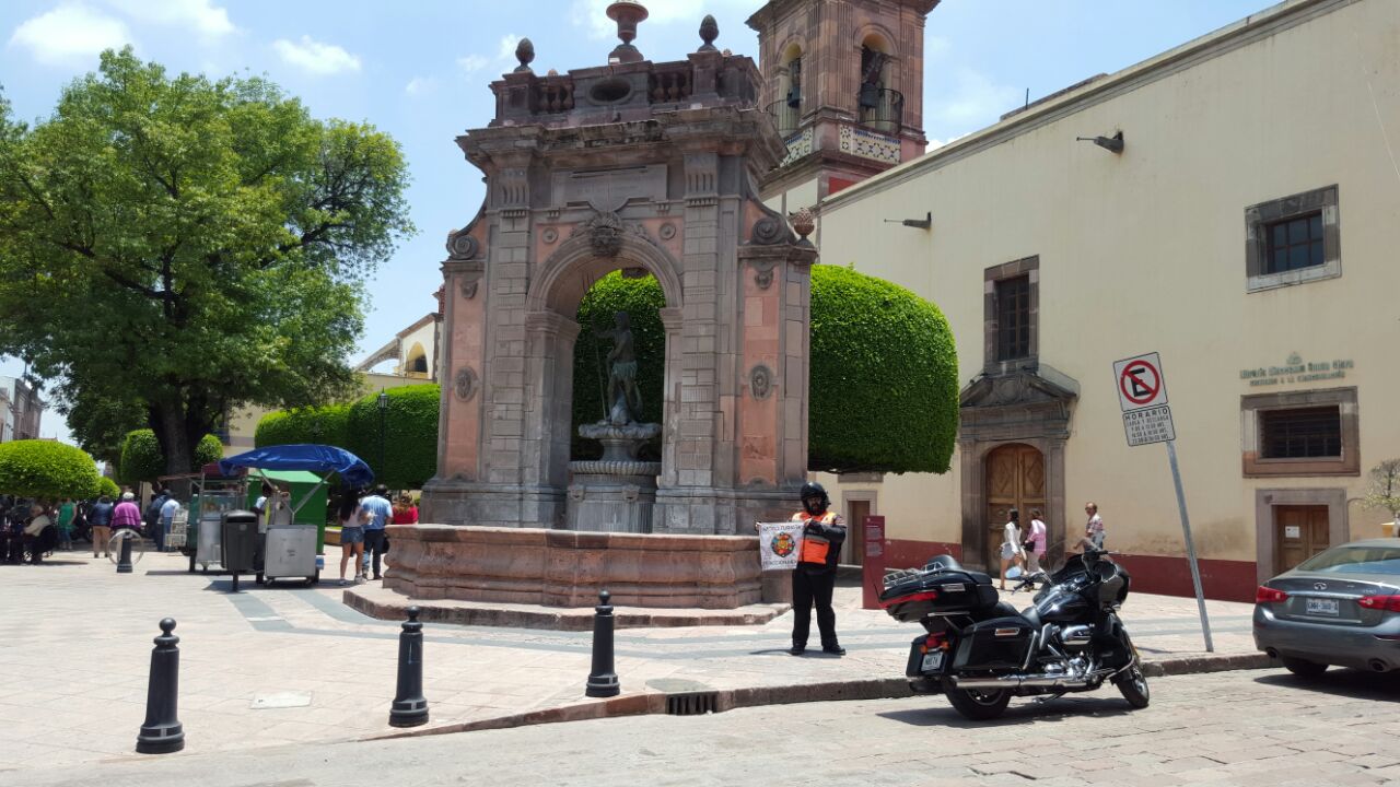 Fuente de neptuno. La run run