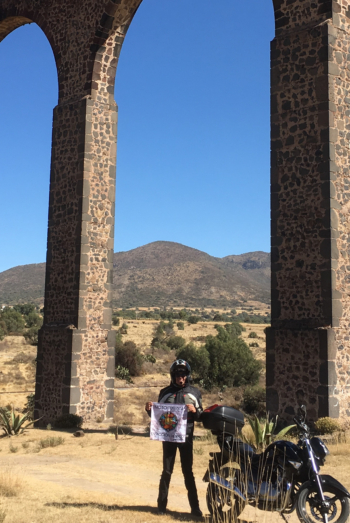 Arcos del Padre Tembleque