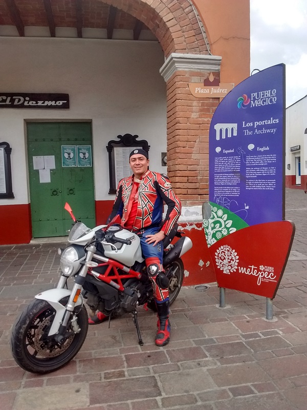 Una Salida Diferente