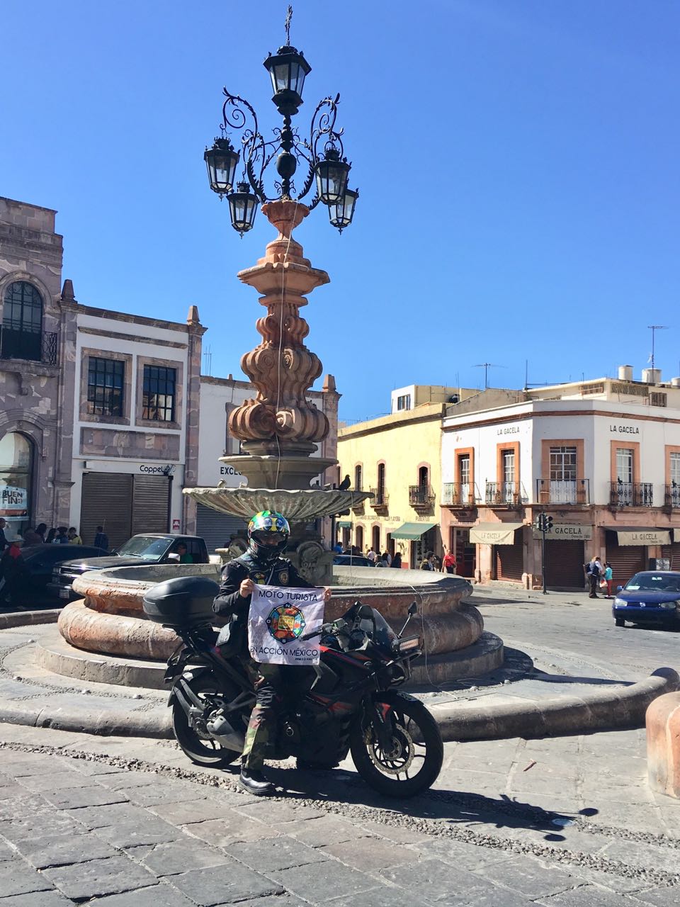 Fuente de los faroles