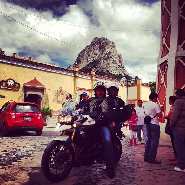 Rodando a Peña de Bernal