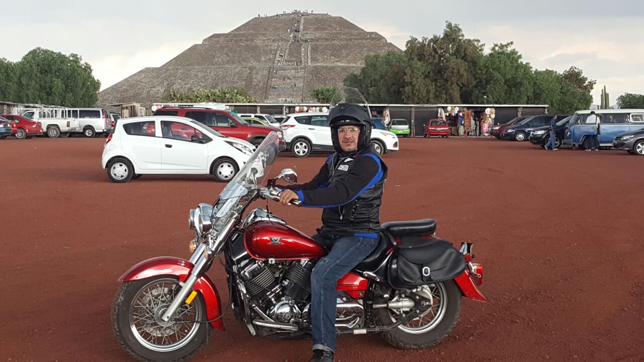 visitando las piramides