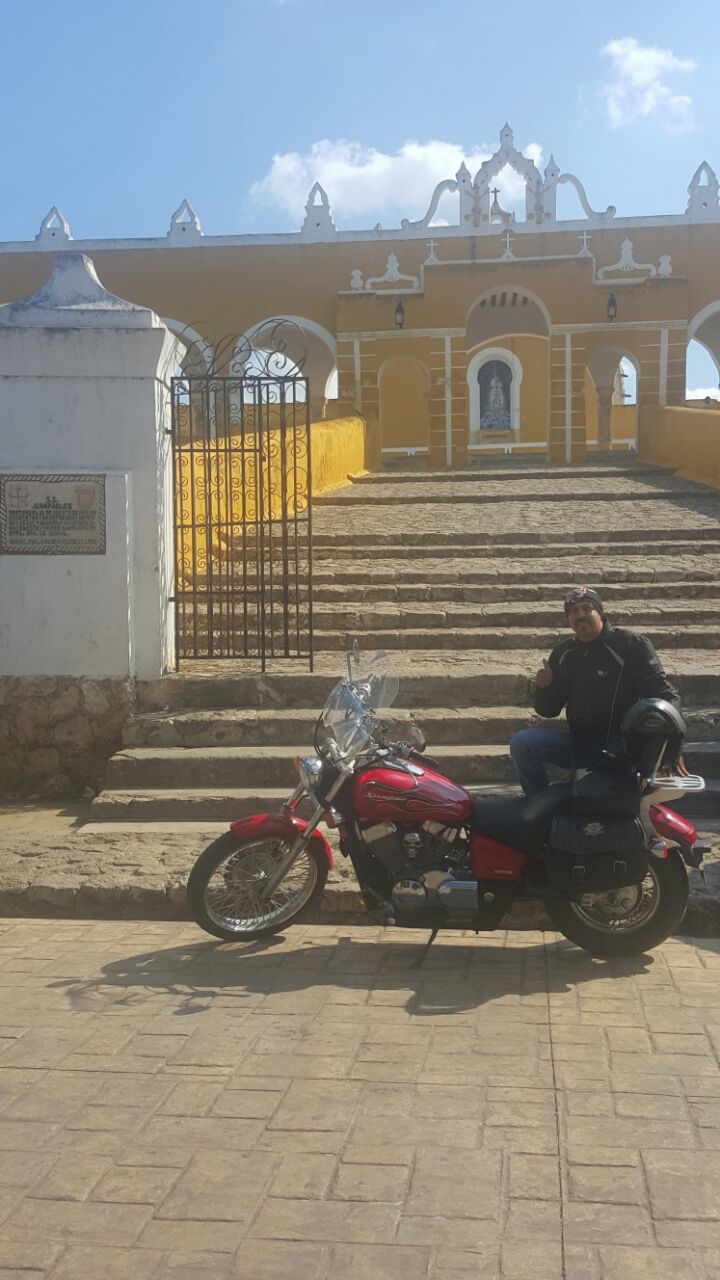 Pueblo Izamal, Yucatan