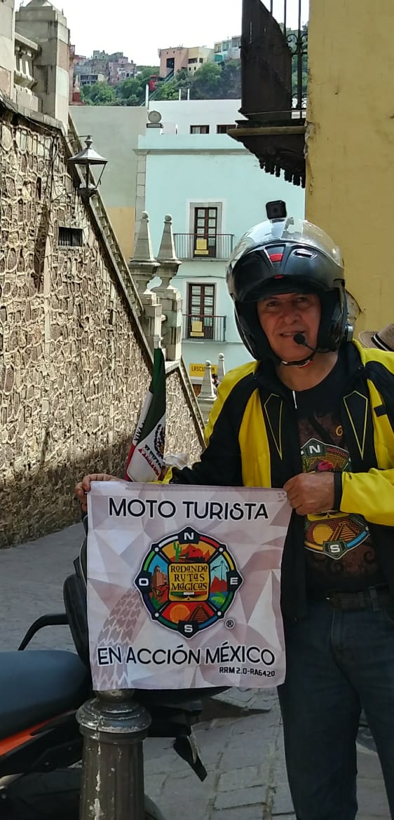 Al fondo el Teleférico de Guanajuato