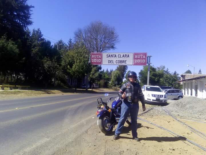 Rodando caminos de Michoacán