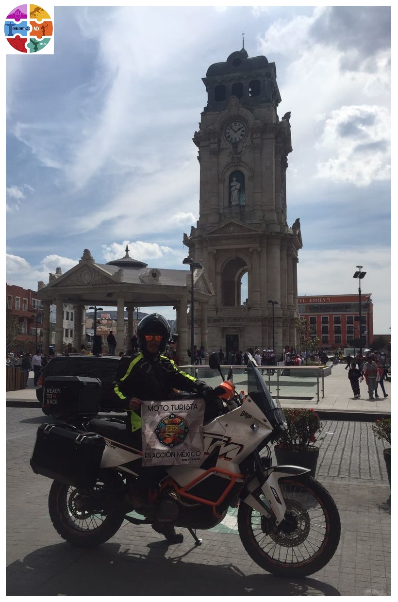 Reloj Monumental – Hidalgo – Finesito de semana largo en moto