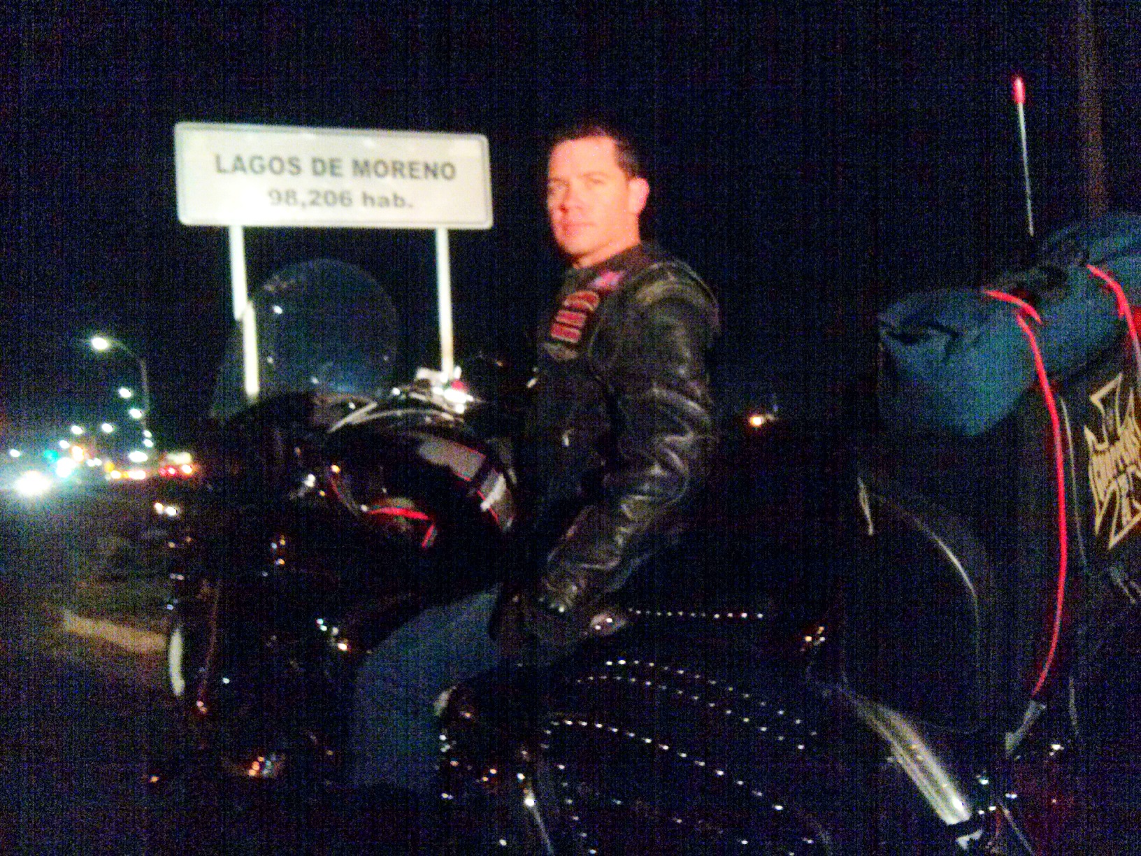 Entrando de noche a Lagos de Moreno, Jalisco