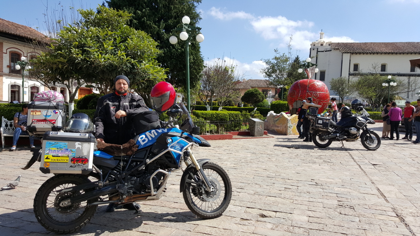 Fuente de la Manzana