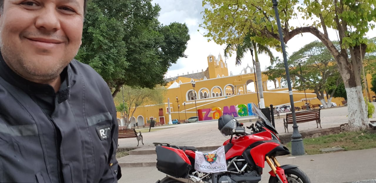 VISITA AL PUEBLO MAGICO DE IZAMAL