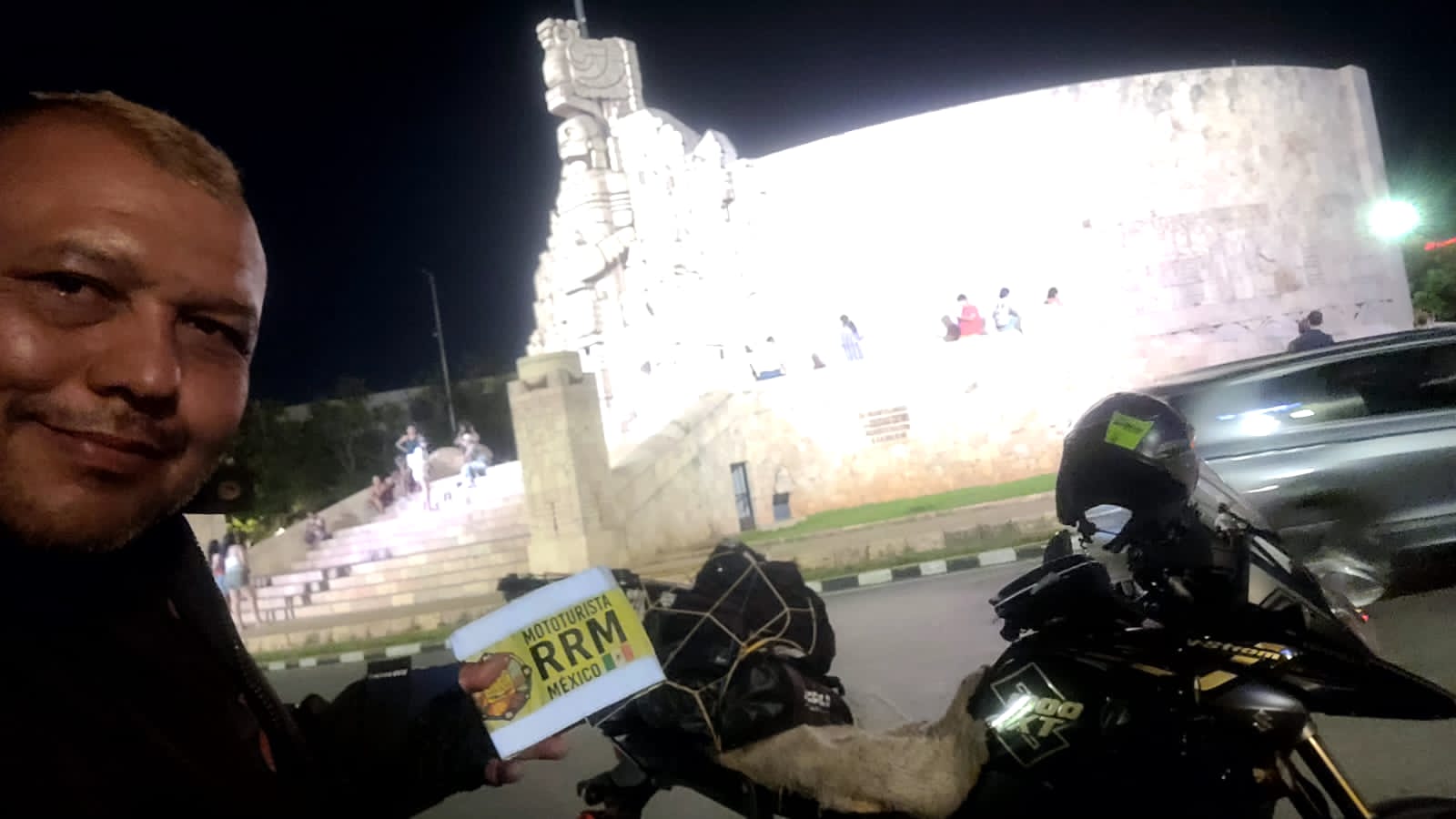 MONUMENTO A LA PATRIA