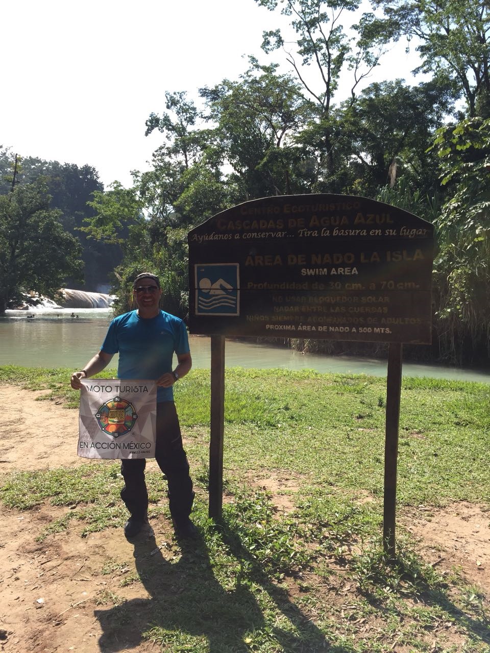 CASCADAS DE AGUA ZUL