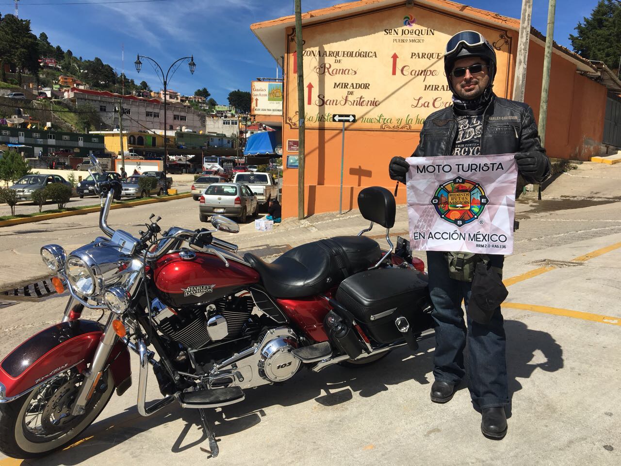 Hermosa carretera y vistas