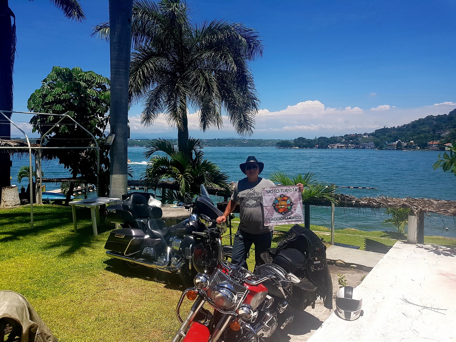 LAGUNA DE TEQUESQUITENGO