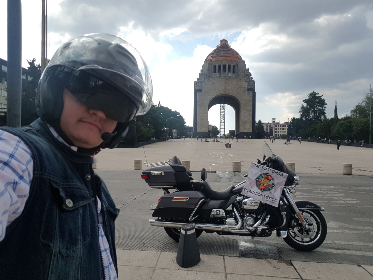 MONUMENTO A LA REVOLUCION