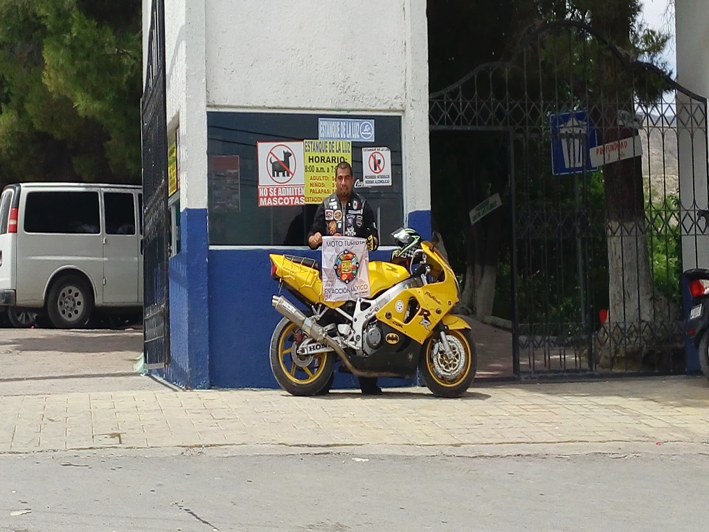 DESAFIO AZUL ESTANQUE DE LA LUZ