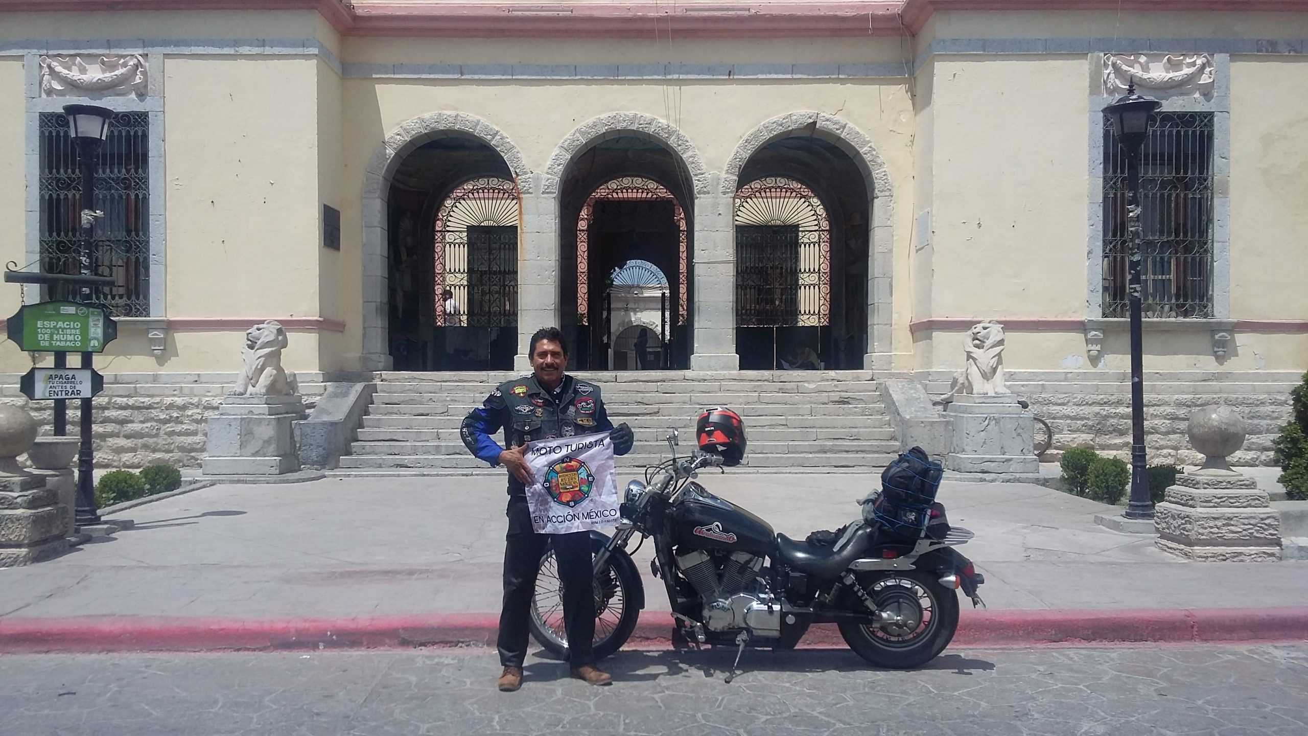 el sexto en la frente