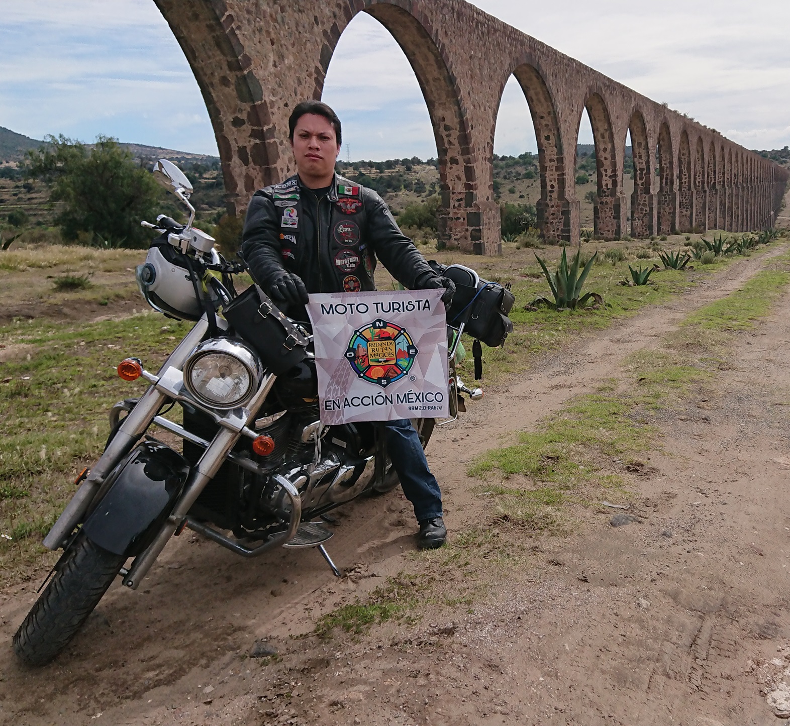 Emblematico Arcos Padre Tembleque