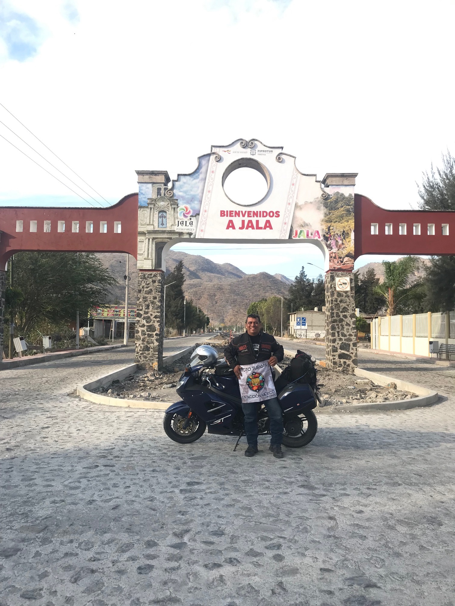 RODANDO A LA LEGENDARIA SEMANA DE LA MOTO 2019