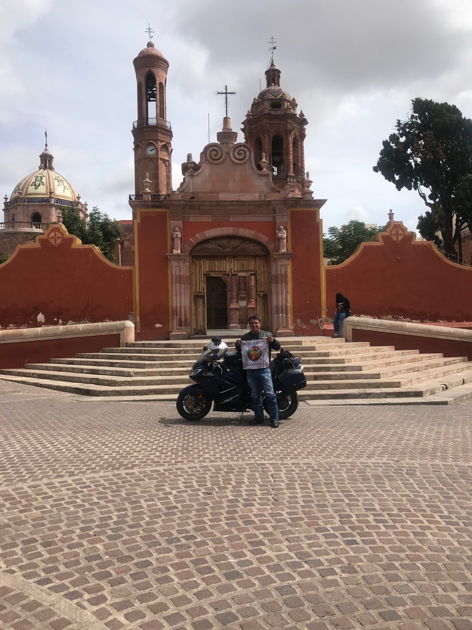 MOTO FIESTA LEON 2019