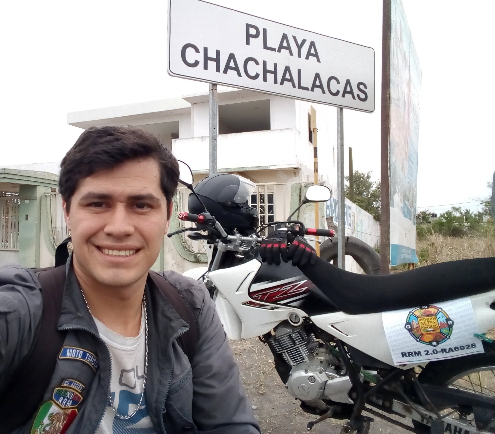 Chachalacas