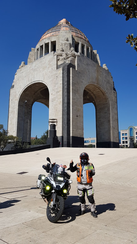 Monumento al la Revolicion