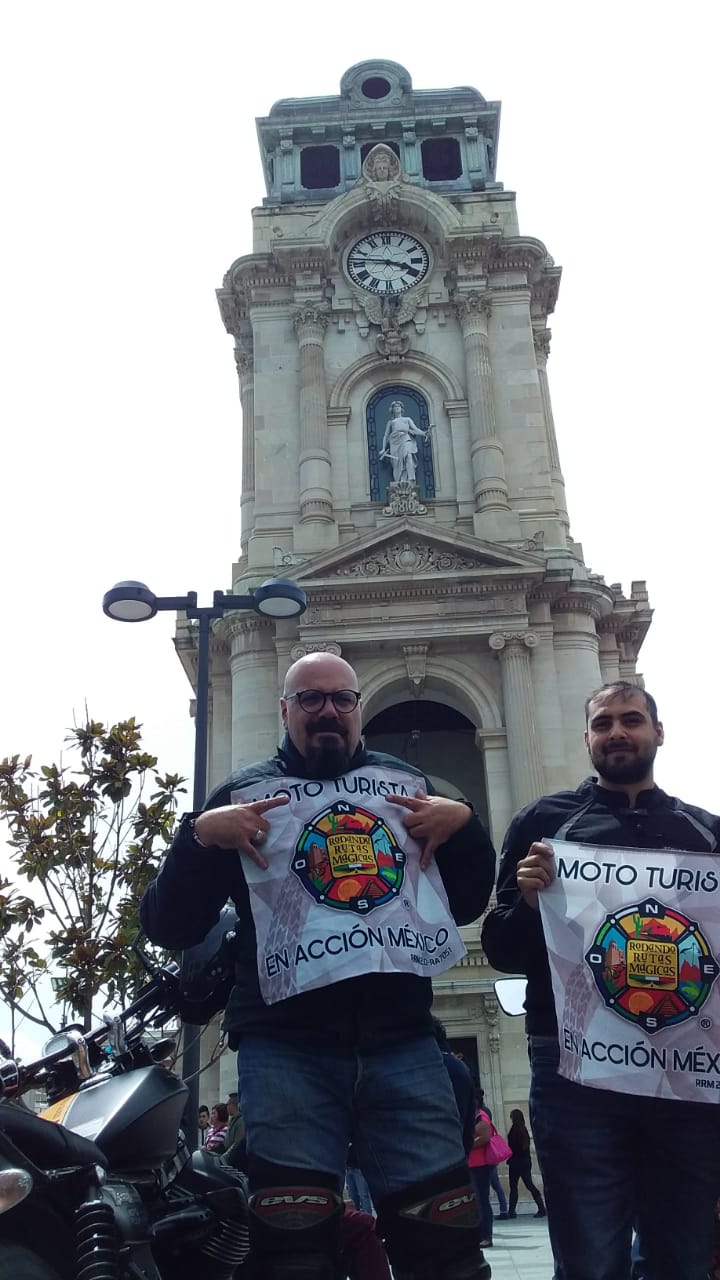 Reloj con mi otro hermano