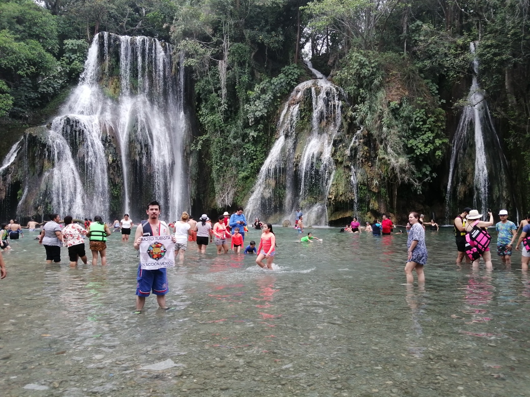 CASCADA DE TAMASOPO