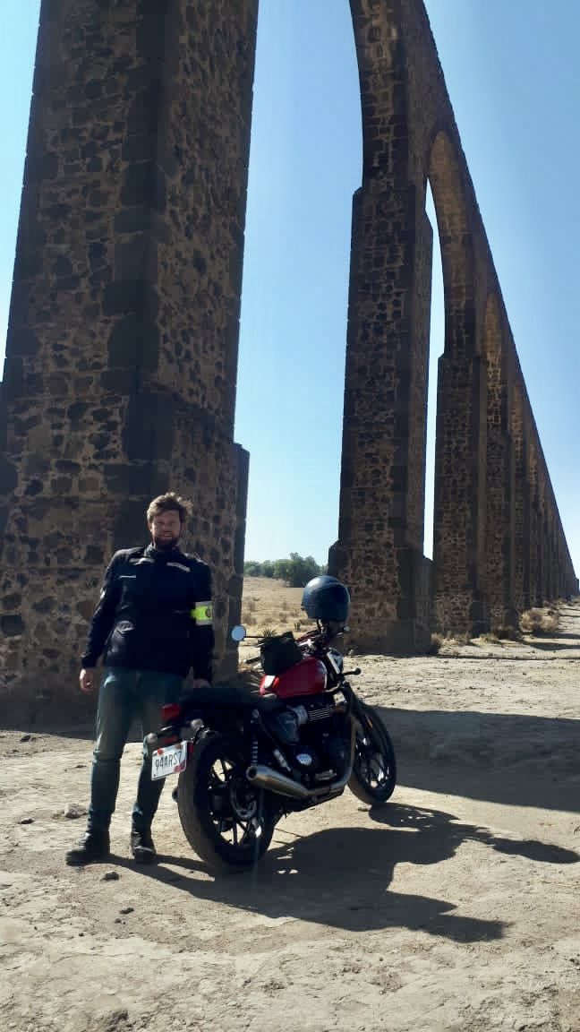Arcos del padre Tembleque