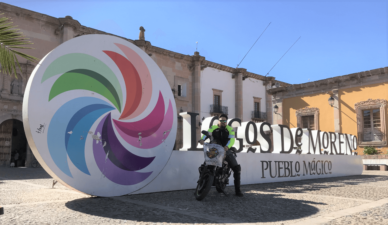 UN PUEBLITO MUY ENCANTADOR