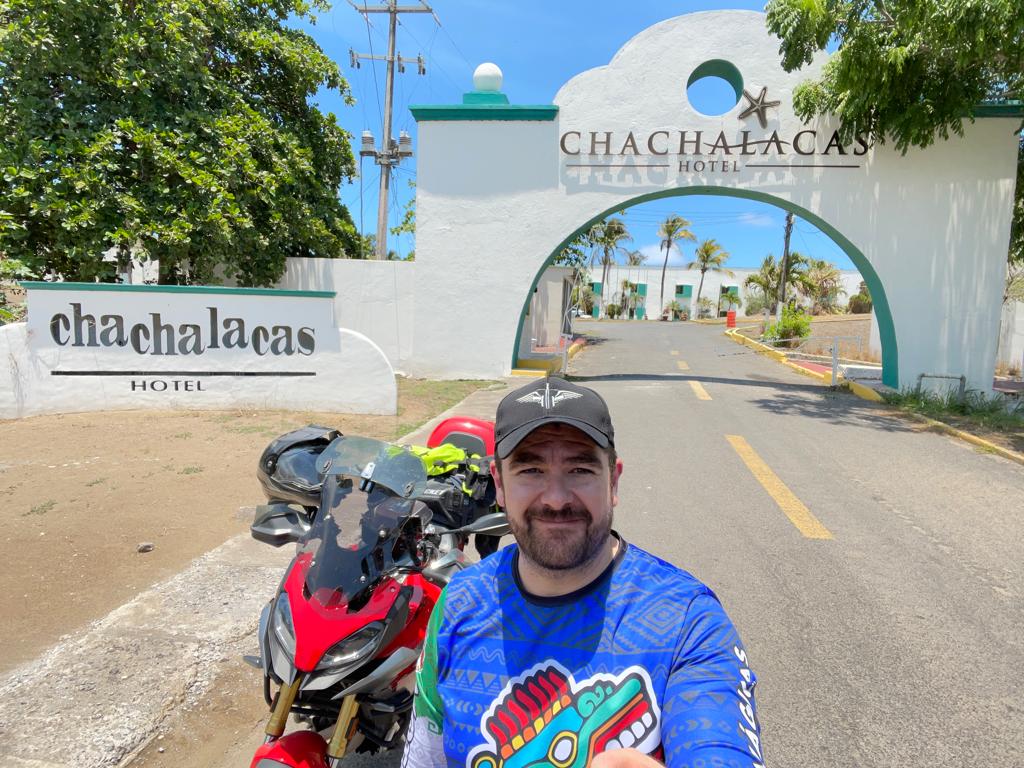 Chachalacas