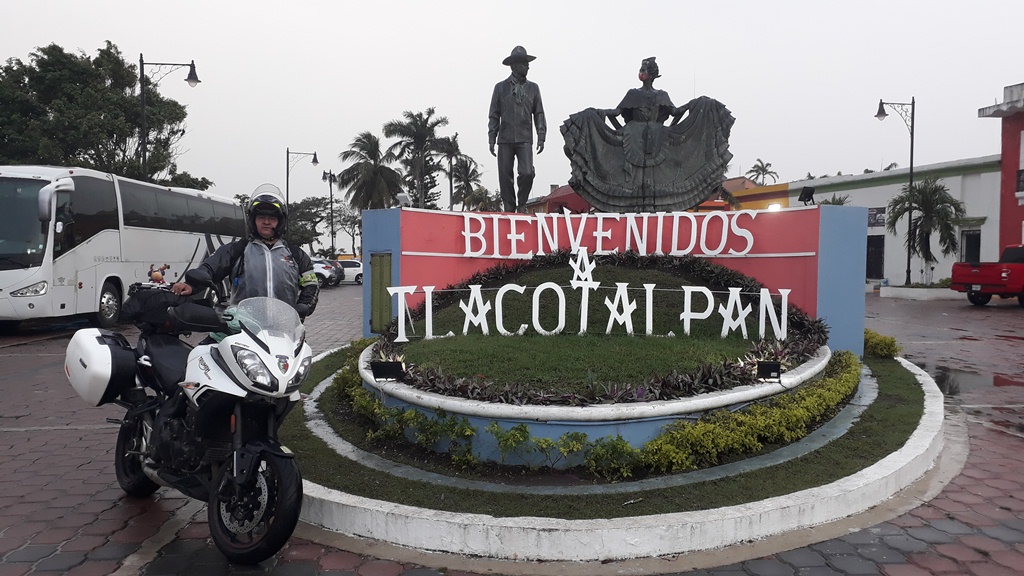 Escultura de  los Jarochos