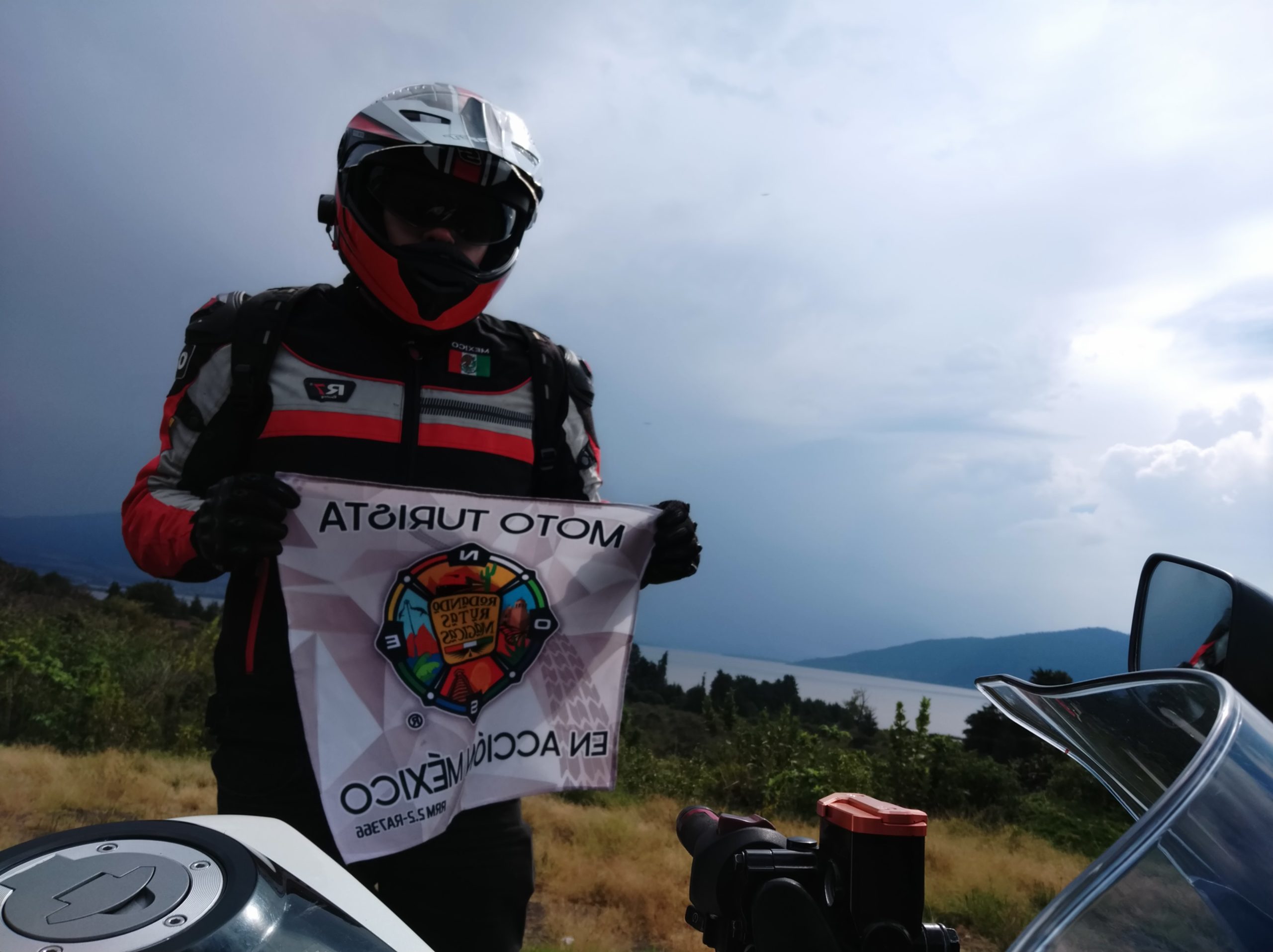 Rodando Ribera Lago de Pátzcuaro.