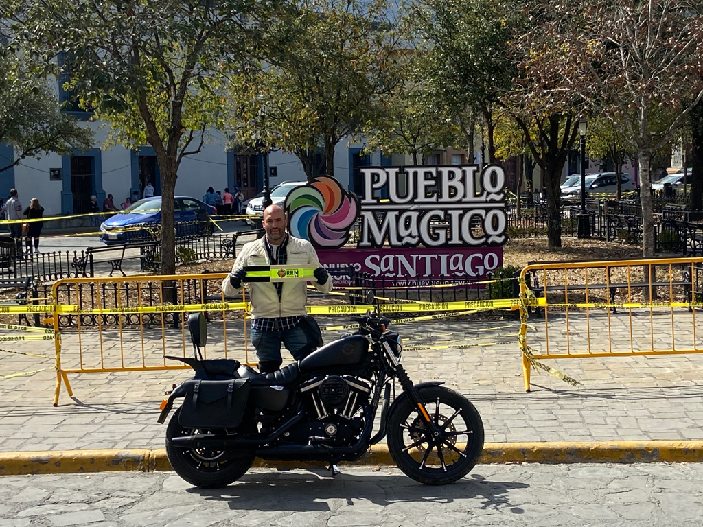 Omar Torres ….. Trío de Tres