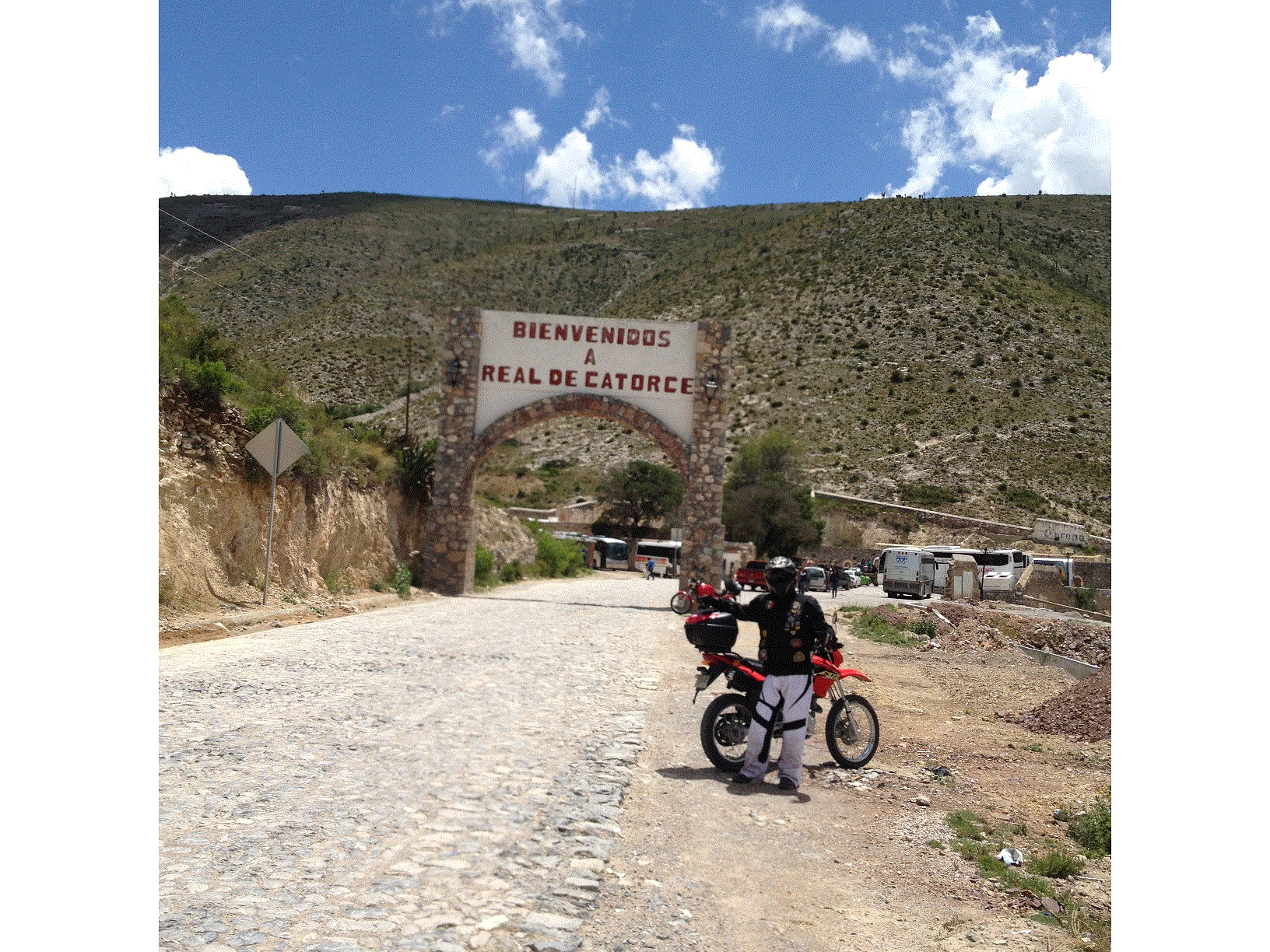 Ruta del Peyote algo desviada.