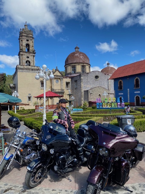 Alesita Biker Mineral del Chico