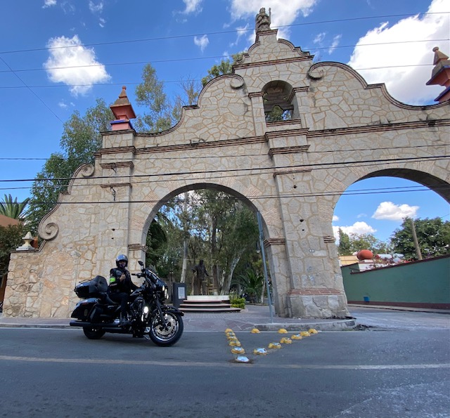 Alesita Biker Tequisquiapan