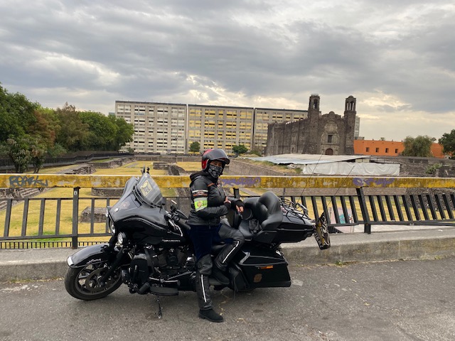 Alesita Biker Tlatelolco