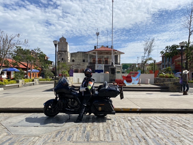 Alesita Biker Xilitla